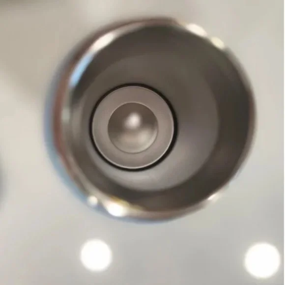 Hydro Flask 32 oz Wide Mouth Water Bottle - Picture 10 of 11